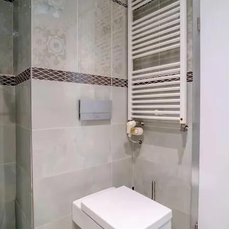 아파트 Cozy 2-bedroom 브라티슬라바