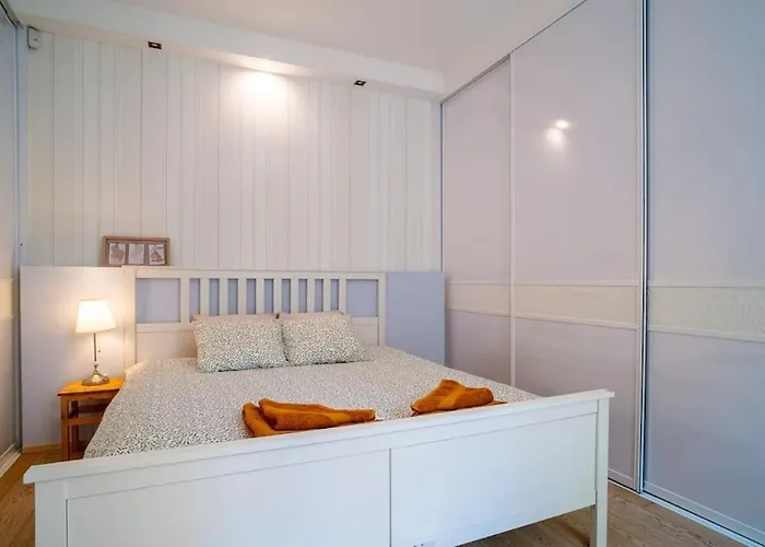 Appartamento Cozy 2-bedroom *
