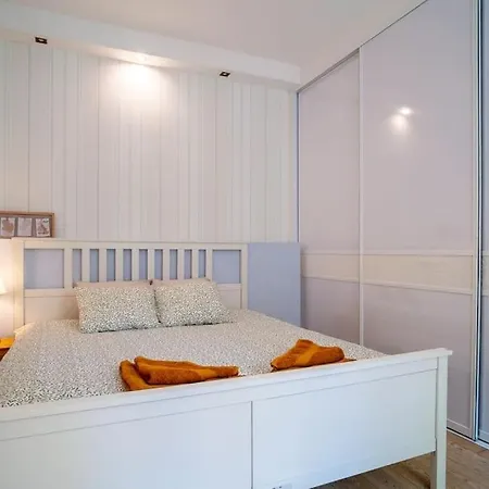 Lejlighed Cozy 2-bedroom *