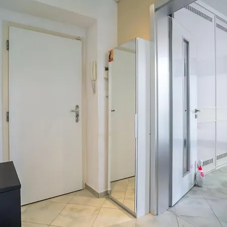 Cozy 2-bedroom Bratislava