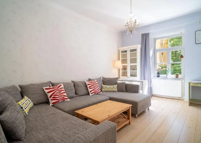 Cozy 2-bedroom Lägenhet *