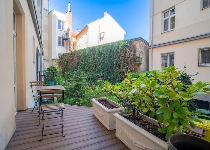 Cozy 2-bedroom Lägenhet *